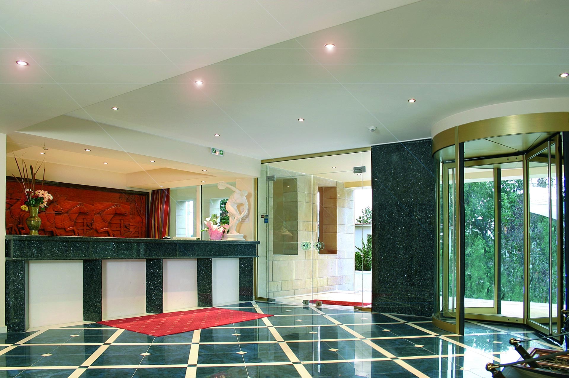 Hotel Dolphin Resort reception.jpg