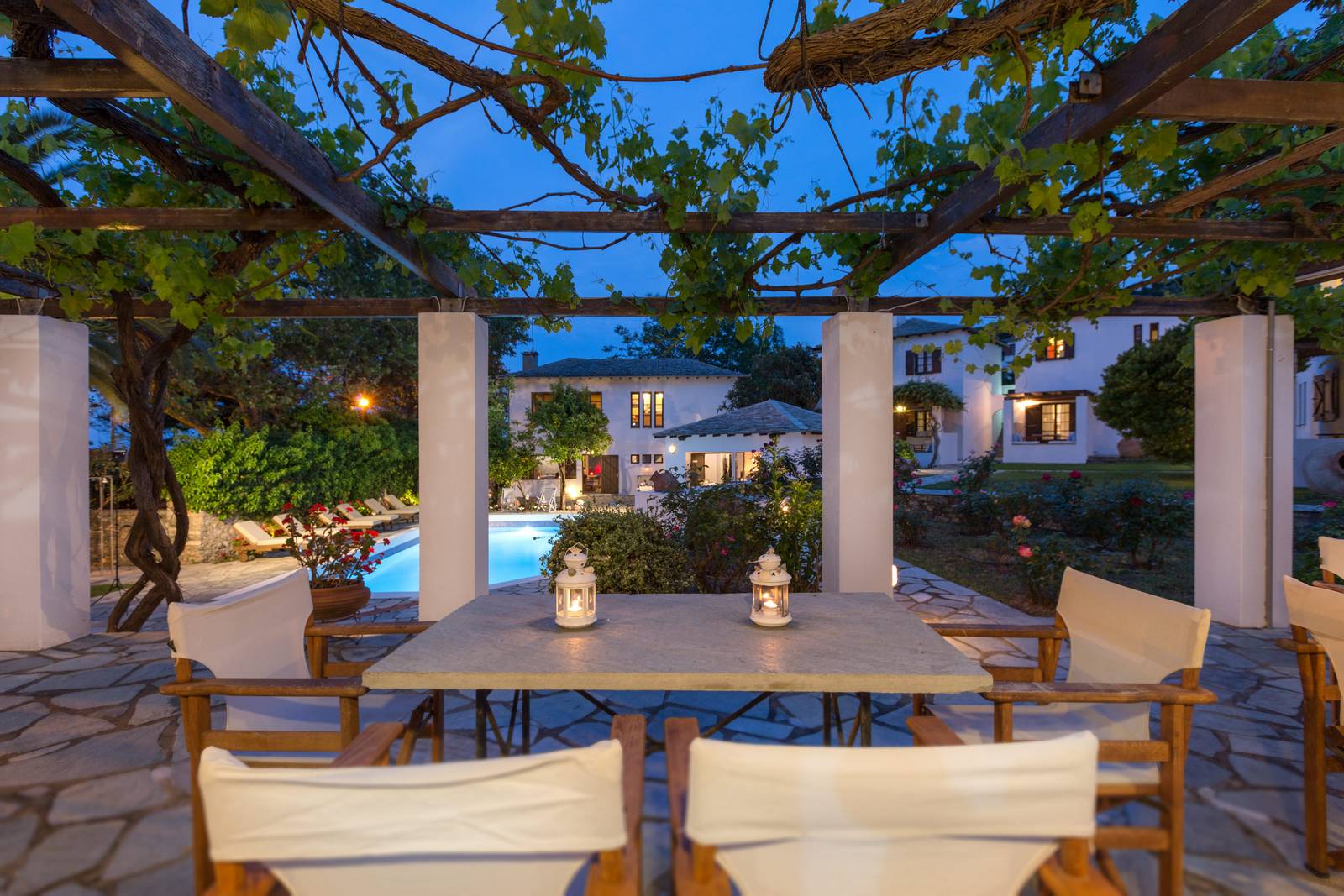 Aeolos-Horefto-hotel.jpg
