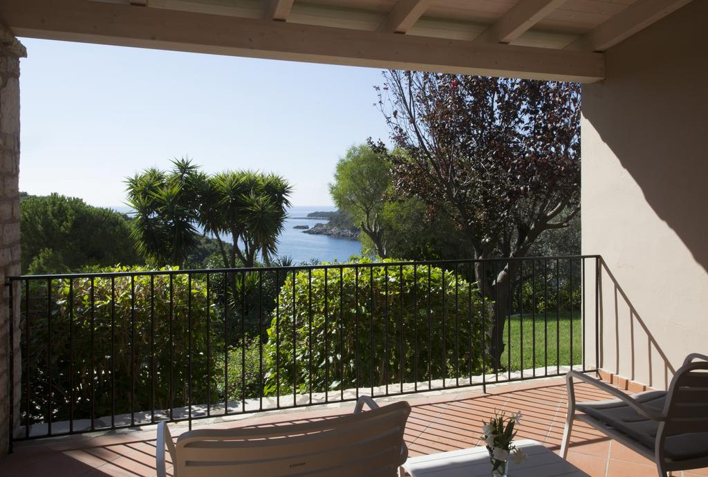 Hotel Domotel Agios Nikolaos balcony.jpg