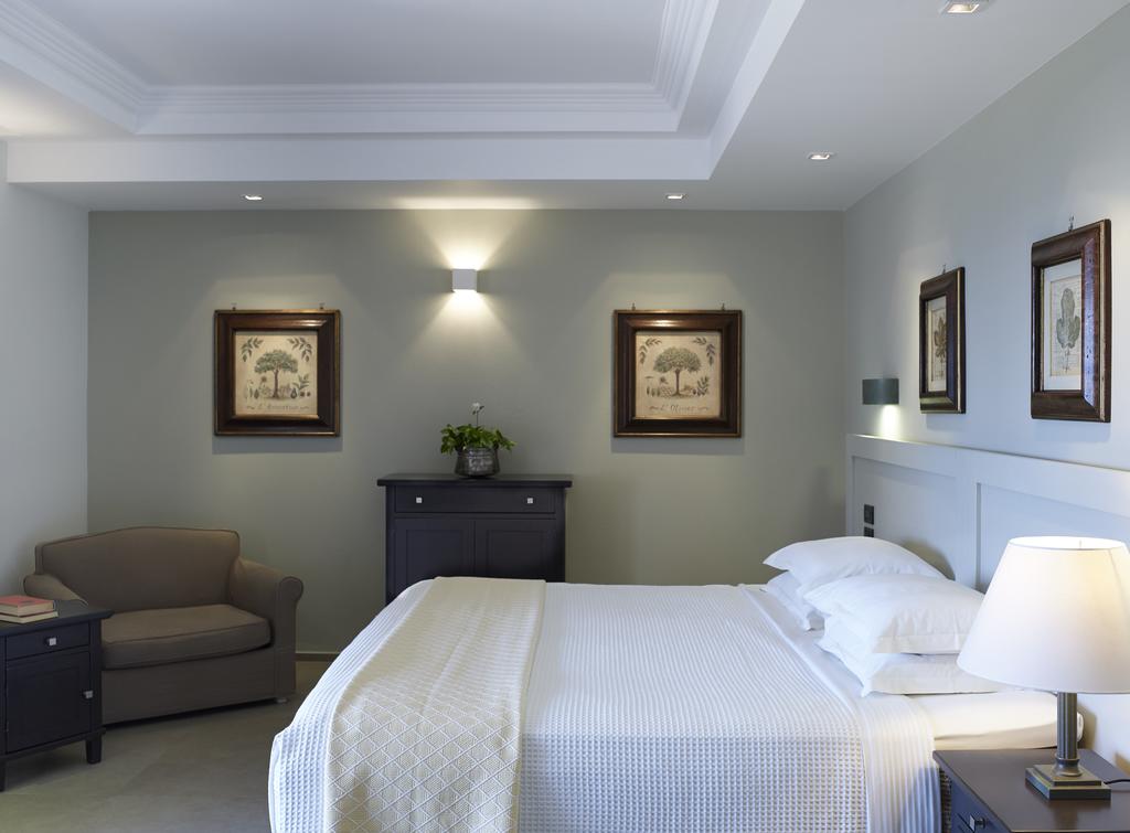 Hotel Domotel Agios Nikolaos twin double room 1.jpg