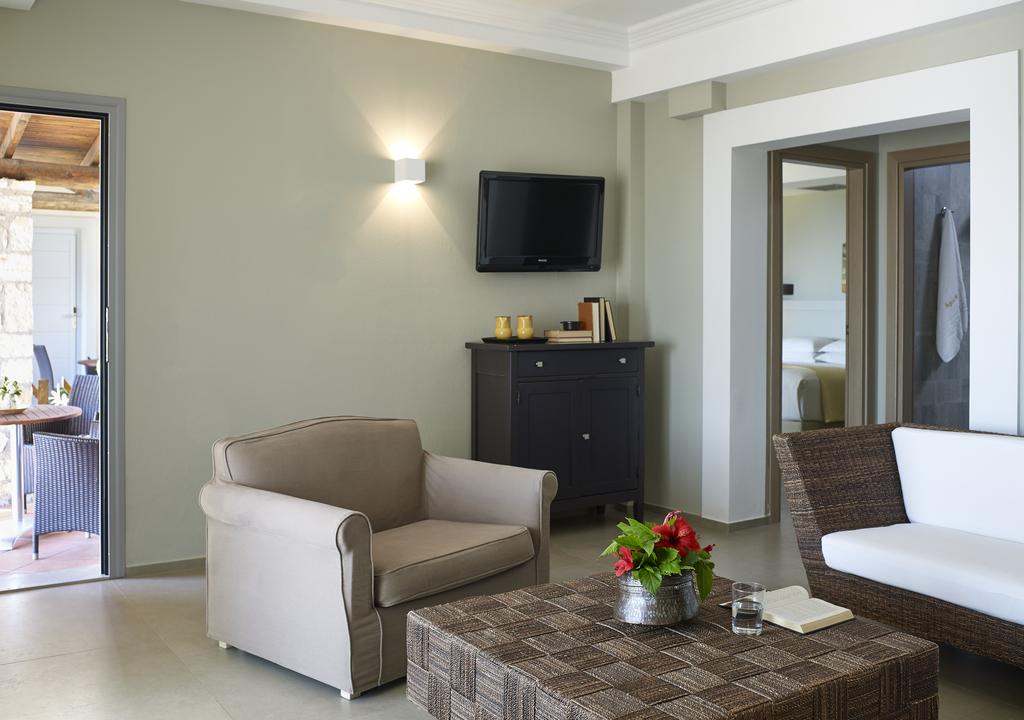 Hotel Domotel Agios Nikolaos two bedroom suite 1.jpg