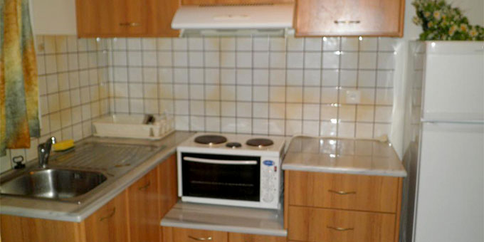 Villa Drosostalia kitchen.jpg