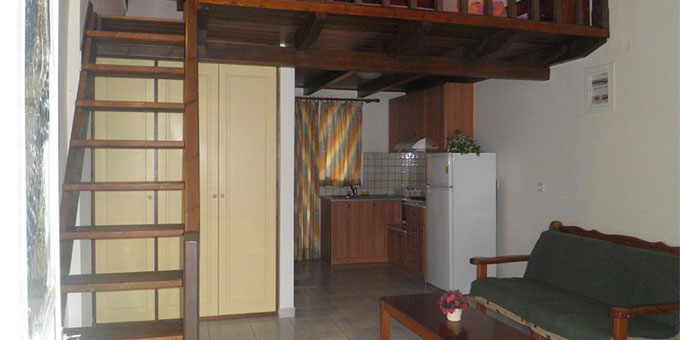 Villa Drosostalia quadruple studio with galery.jpg