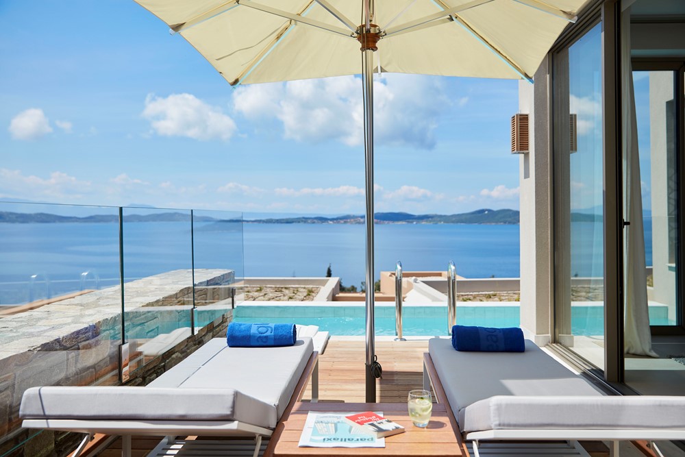 Eagles Villas junior pool villa 1.jpg