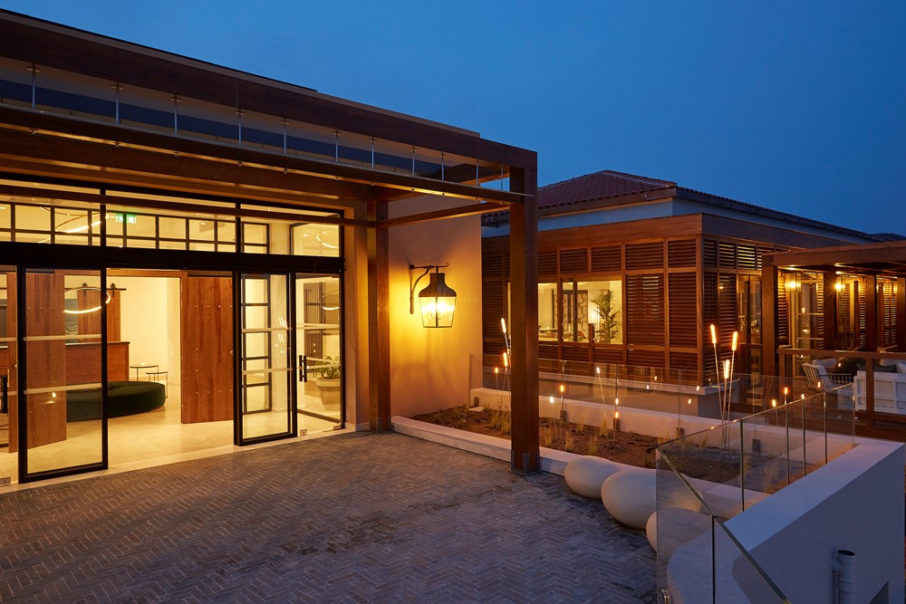 Eagles Villas main building.jpg