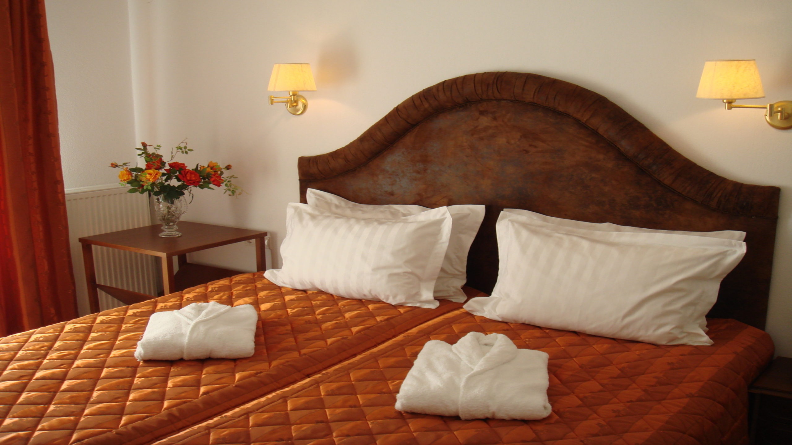 Hotel Eden deluxe suite.jpg