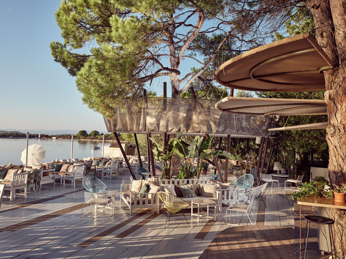 Hotel Ekies All Senses Resort restaurant treehouse.jpg