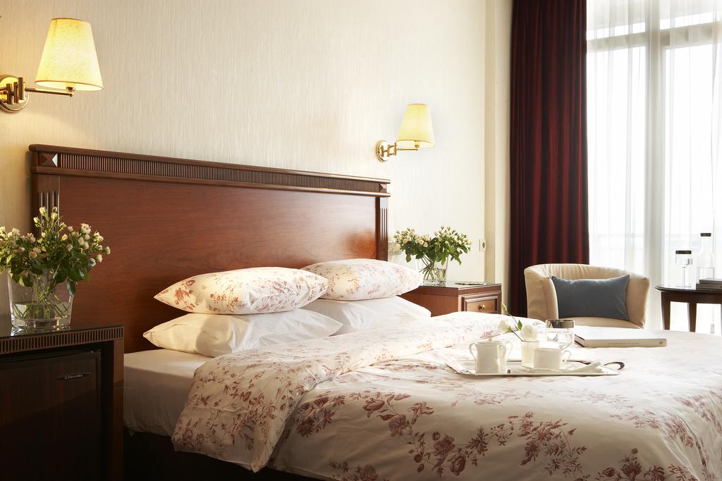 Hotel El Greco double room 1.jpg