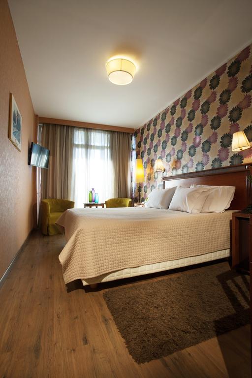 Hotel El Greco double room 2.jpg