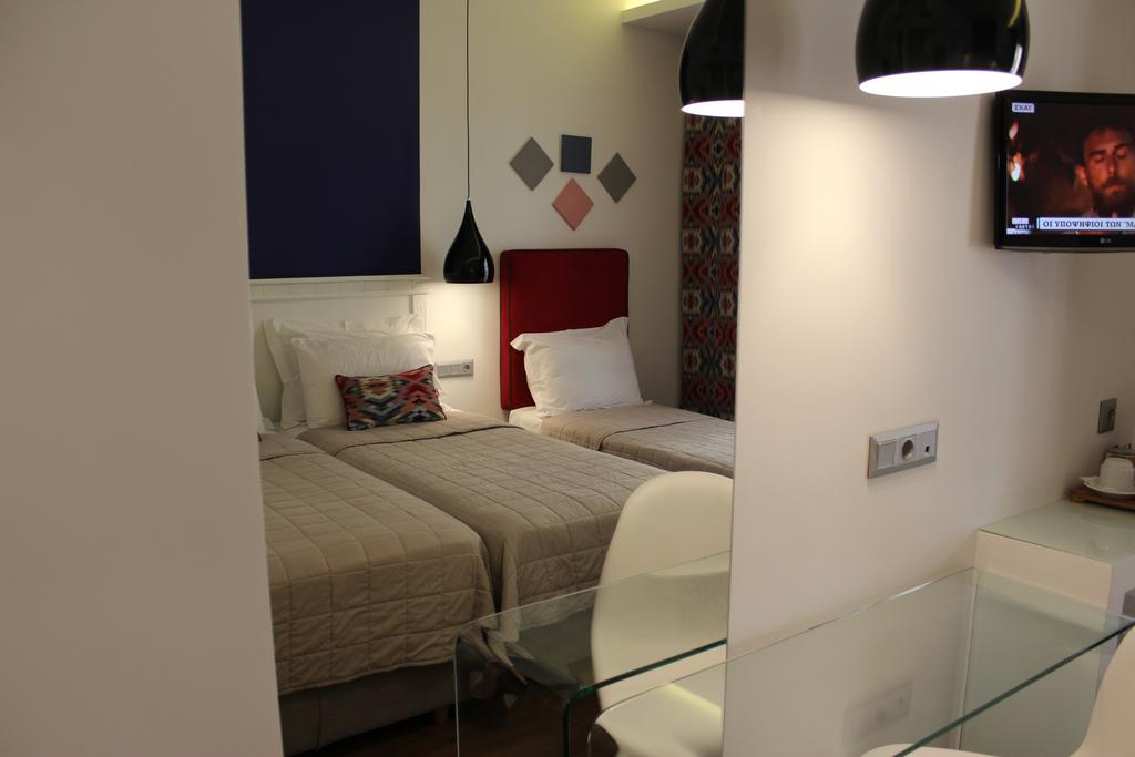 Hotel El Greco triple room.jpg