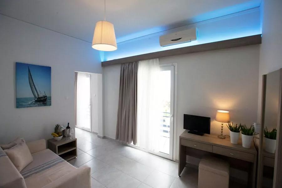 Hotel 12 Olympian Gods family room.jpg