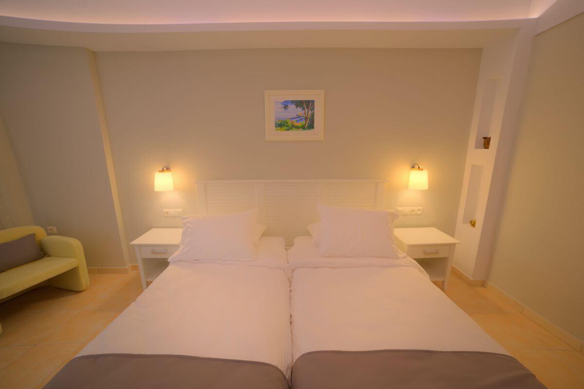 Hotel Elea Beach double room 2.jpg