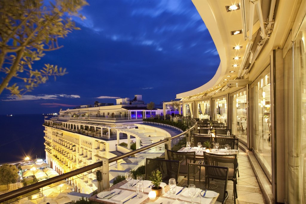 Hotel Electra Palace roof garden Orizontes 3.jpg