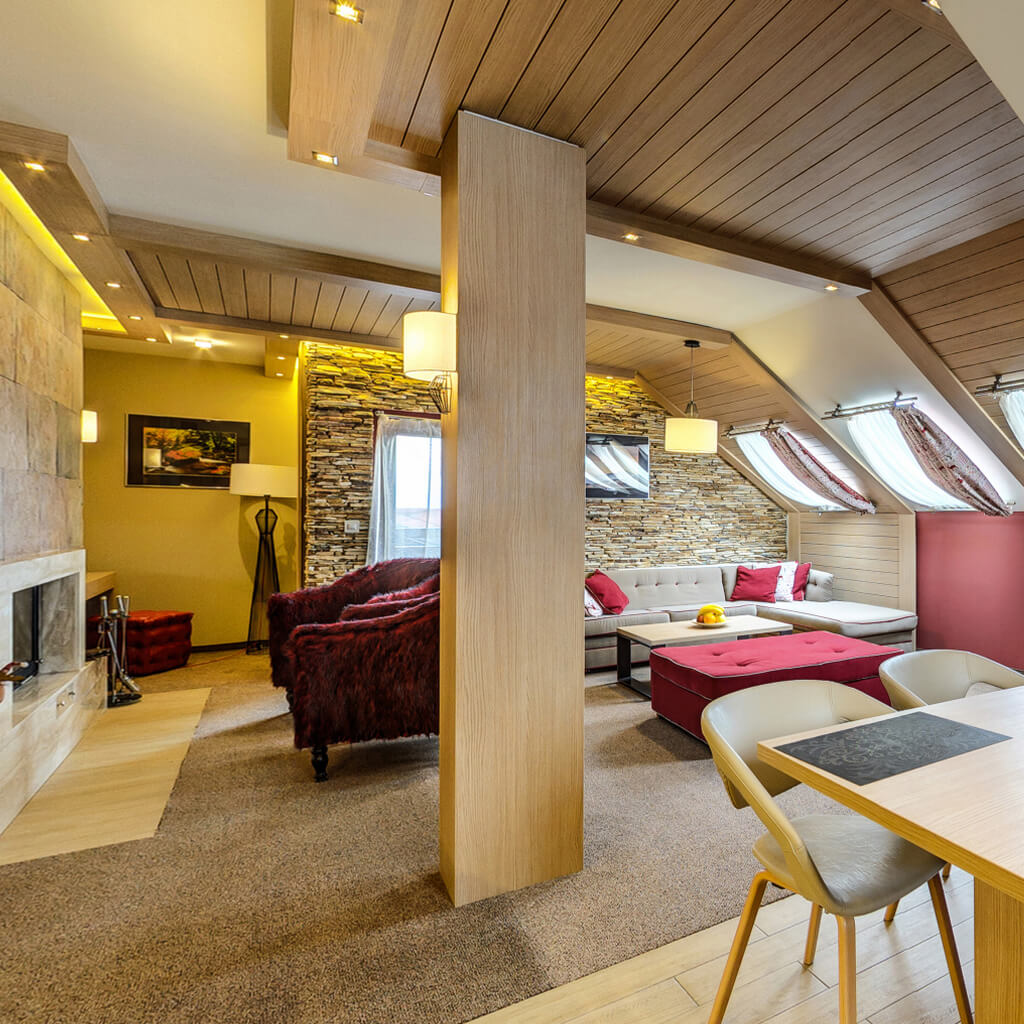 Hotel Amira - VIP smeštajna jedinica sa kaminom.jpg