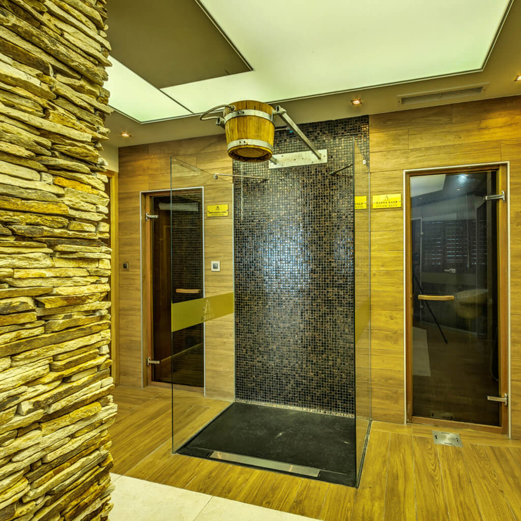 Hotel Amira - hladan tus.jpg