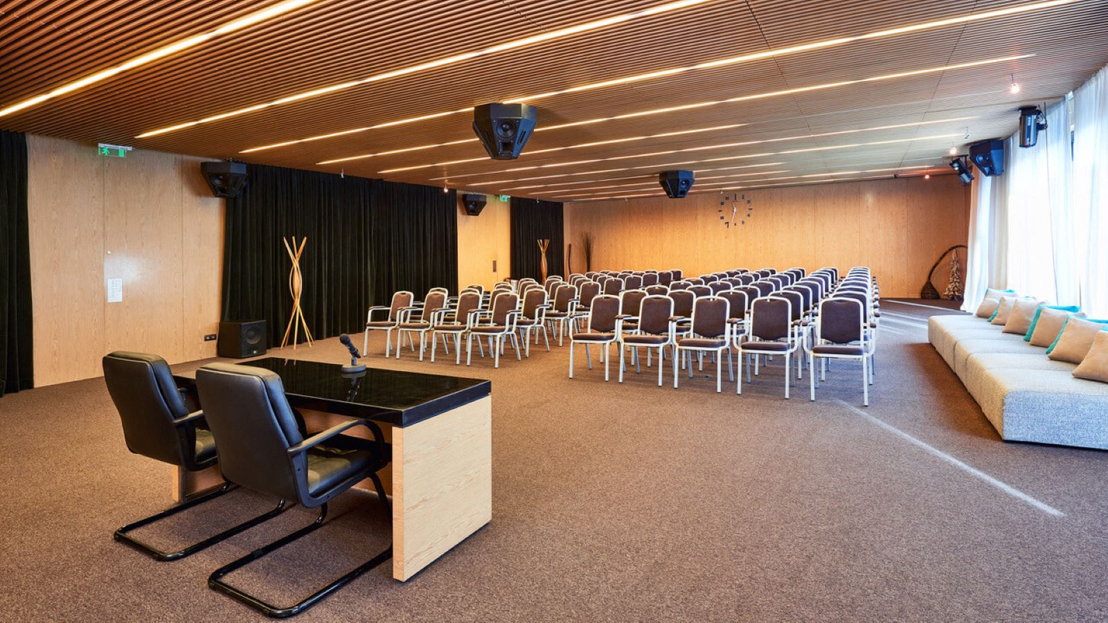 Lucky Bansko - konferencijska hala Atlantic.jpeg
