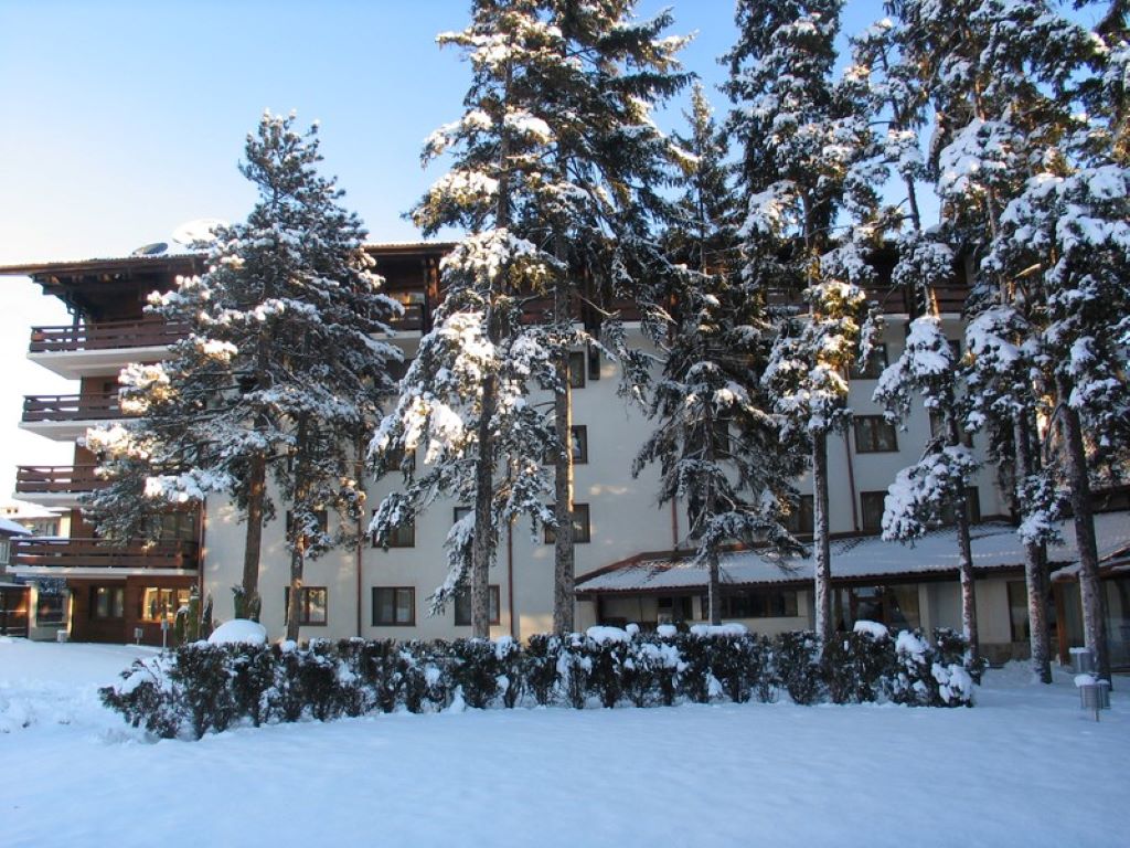 Pirin Hotel-Pogled na hotel.JPG