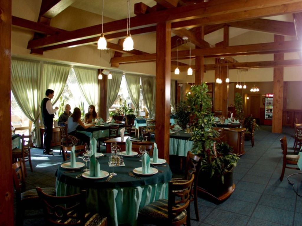 Pirin-hotel-restoran.jpg