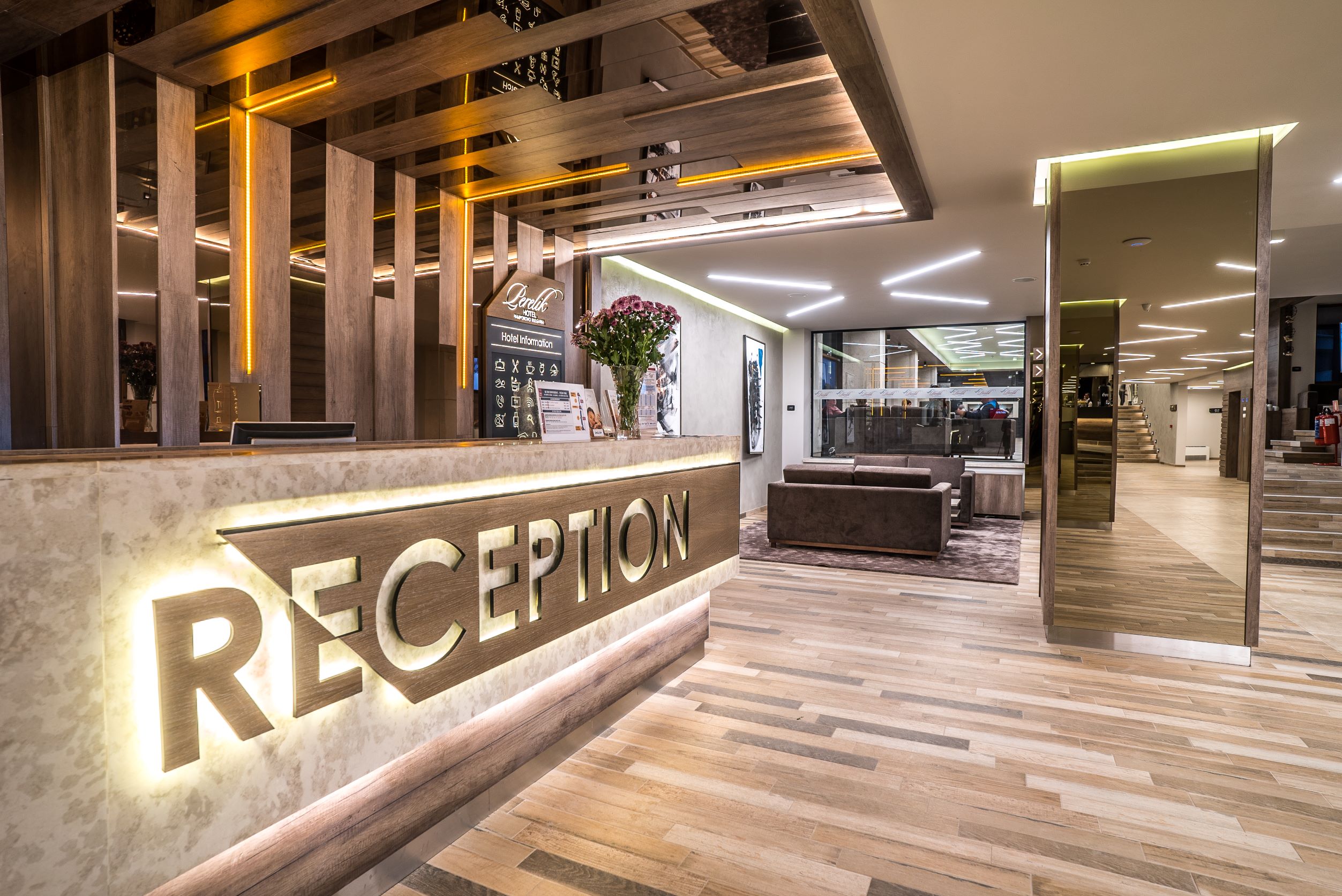 Hotel Perelik-recepcija.jpg