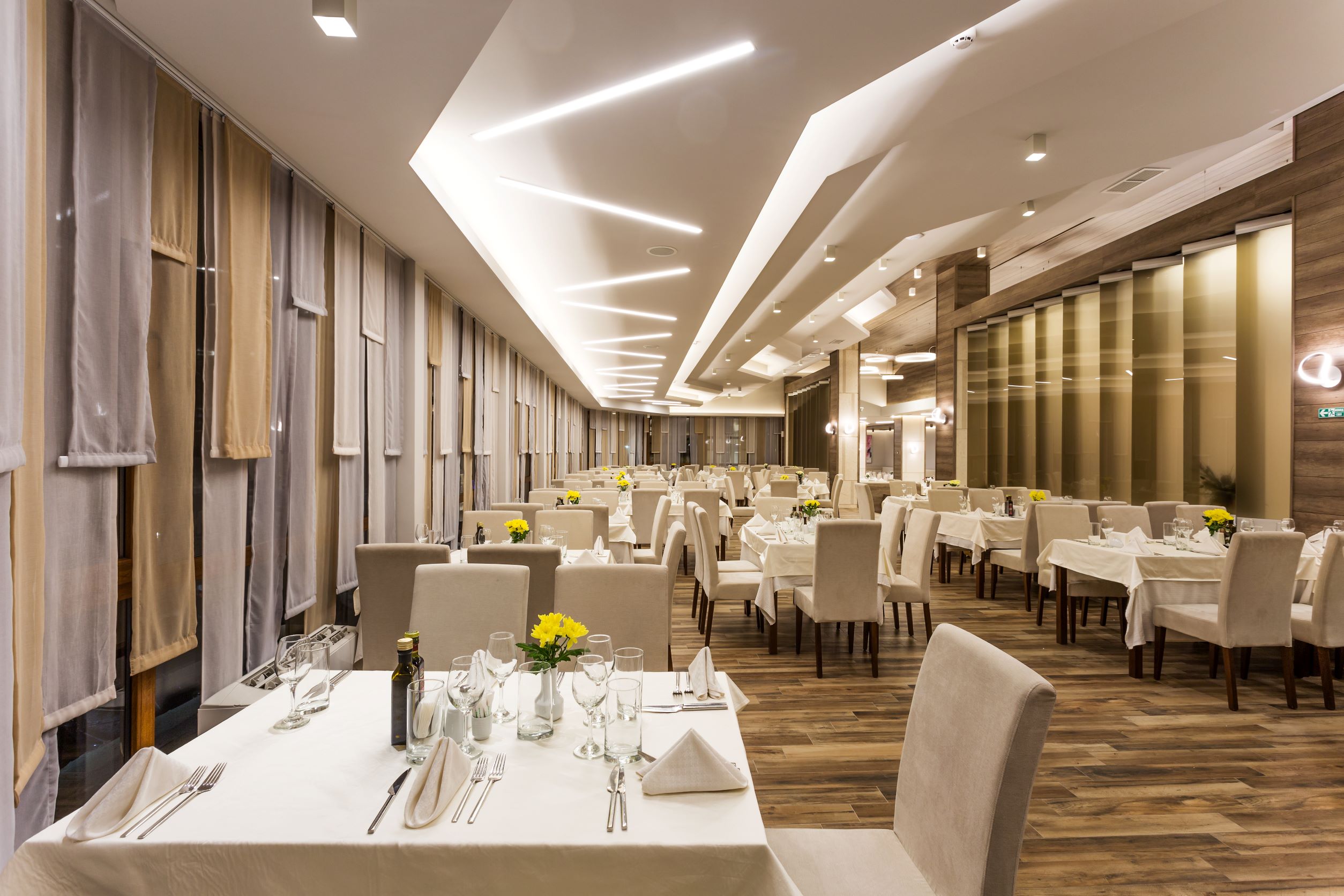 Hotel Perelik-restoran.jpg