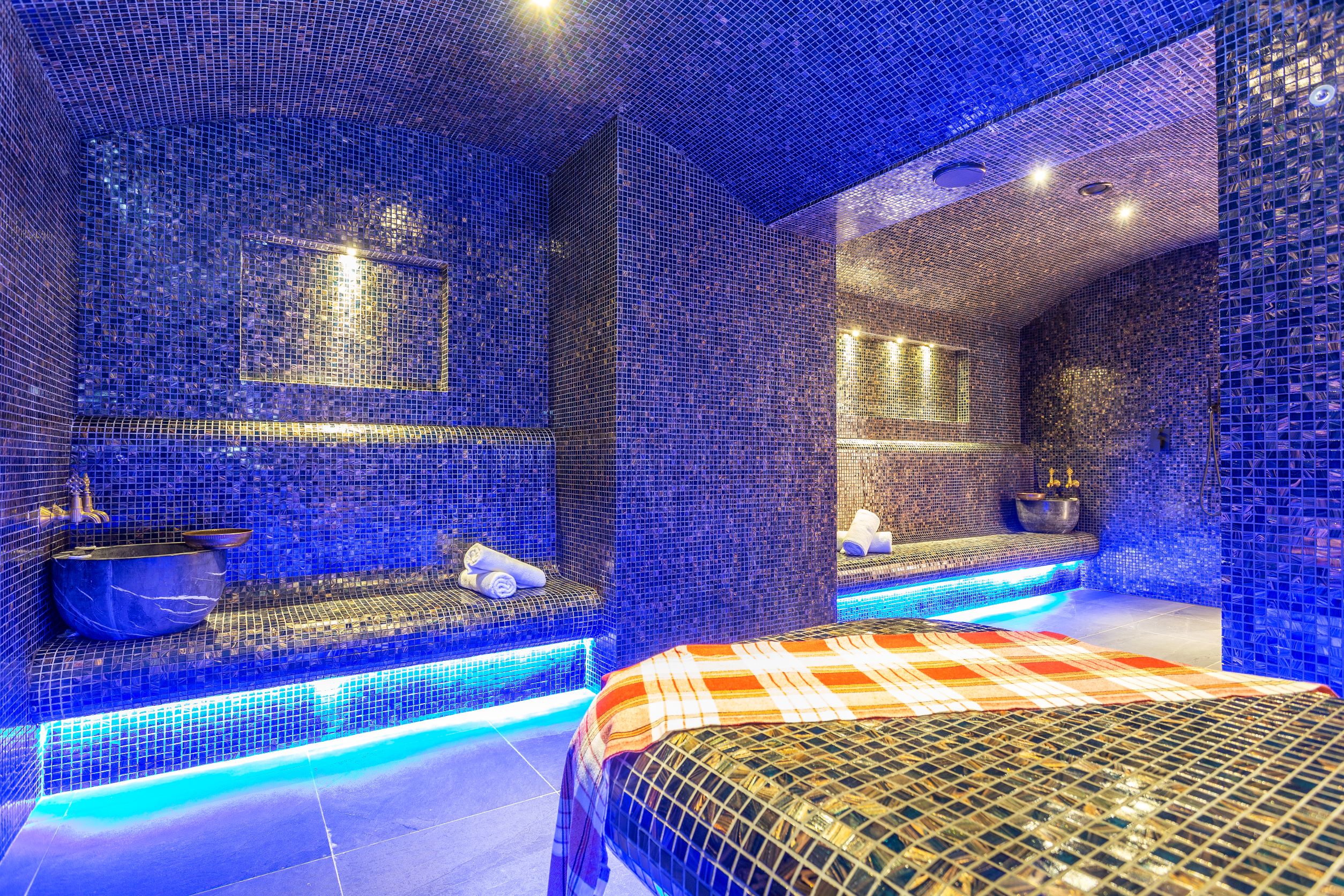 Perelik hotel-parno kupatilo.jpg