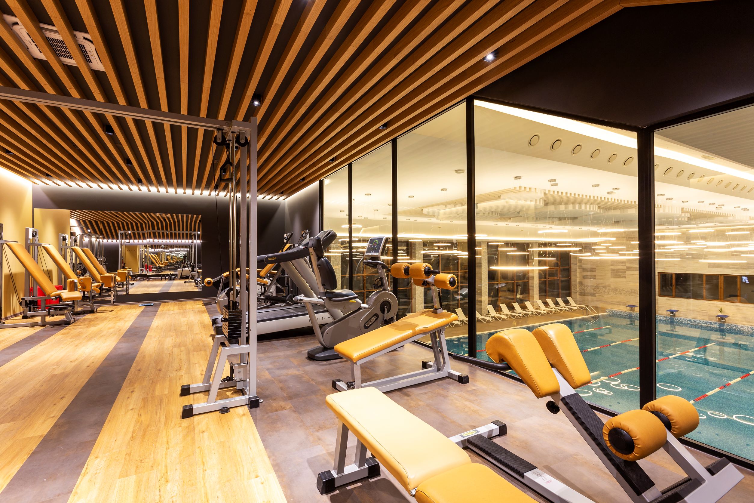Perelik hotel-teretana.jpg