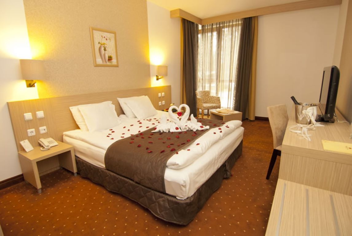Hotel Radinas Way Borovec-Standardna soba.jpg