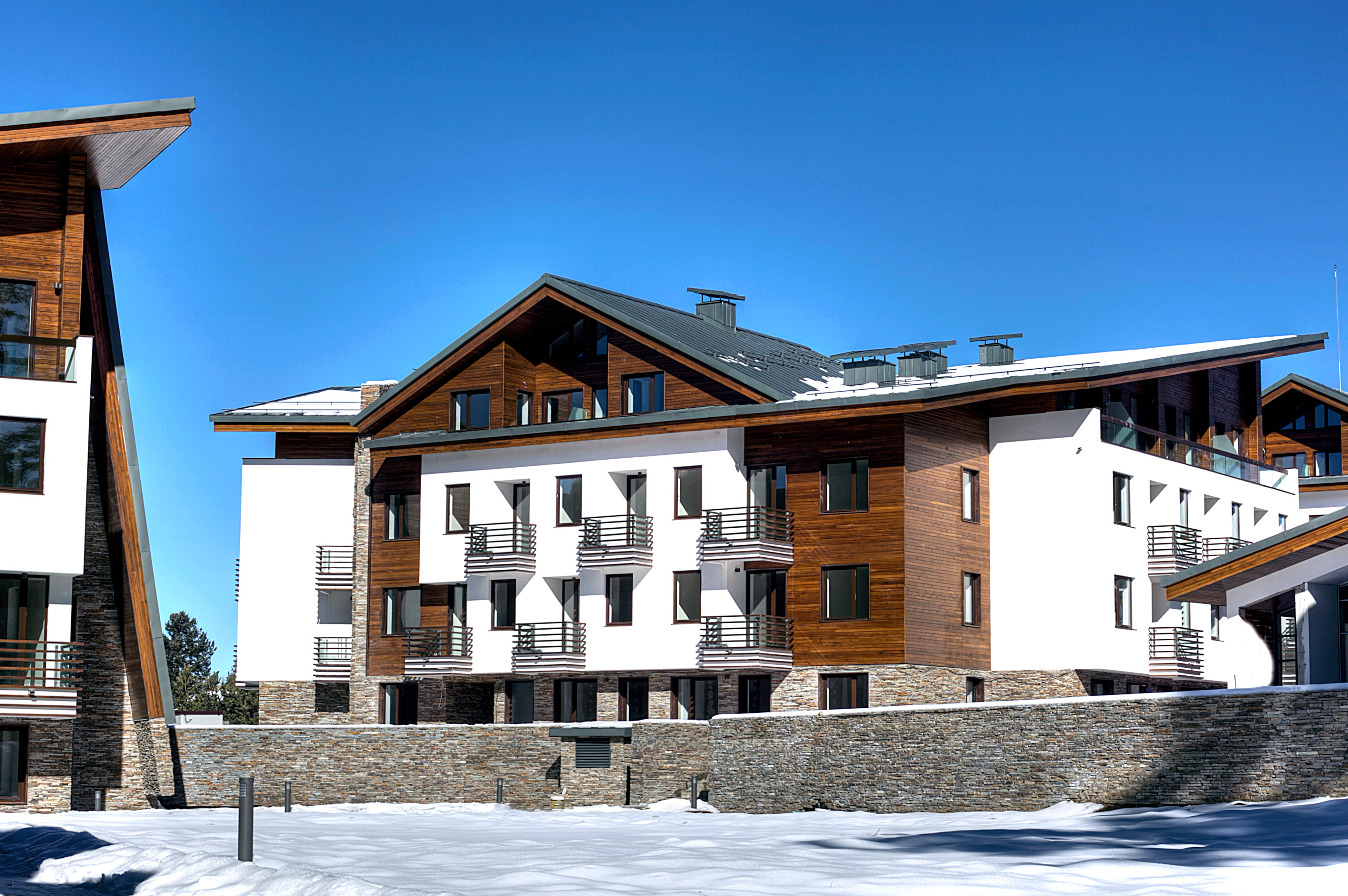 Hotel Euphoria Club & Spa-Hotel spolja.jpg