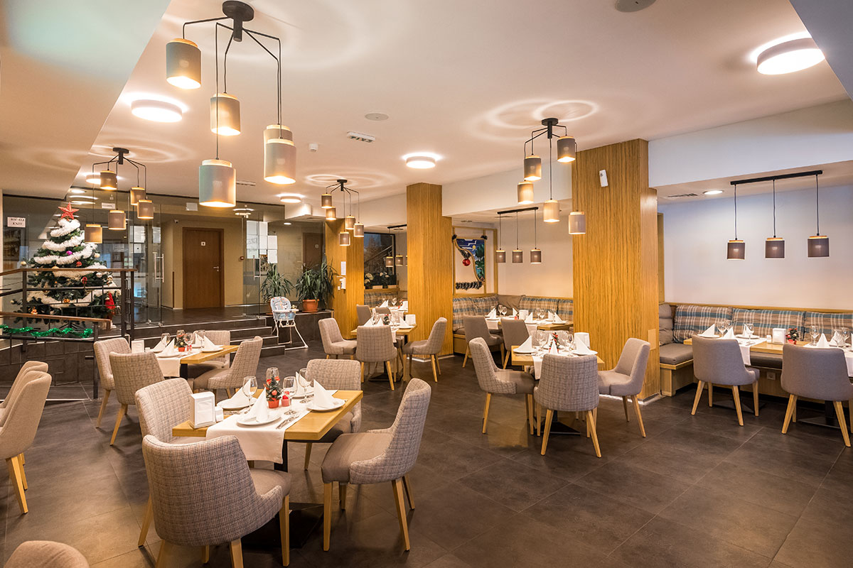 Hotel St George Ski & Holiday Bansko-Restoran.jpg