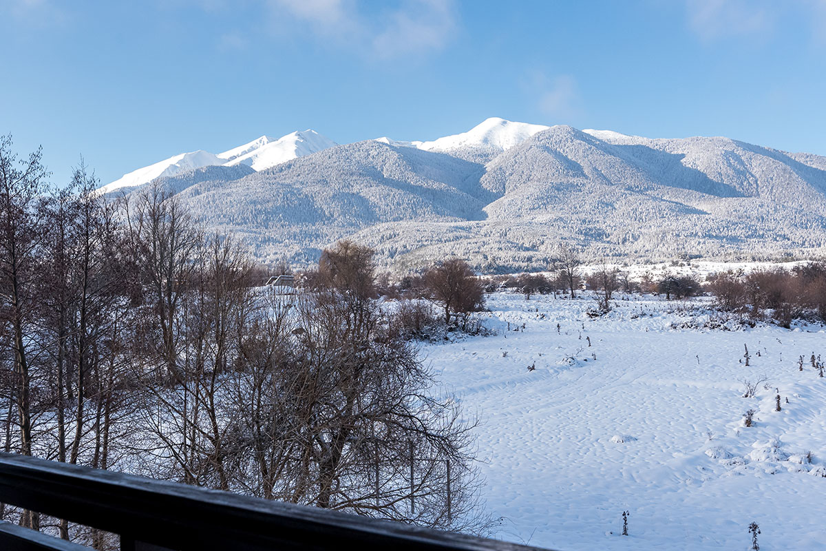 St George Ski & Holiday-Pogled sa terase.jpg