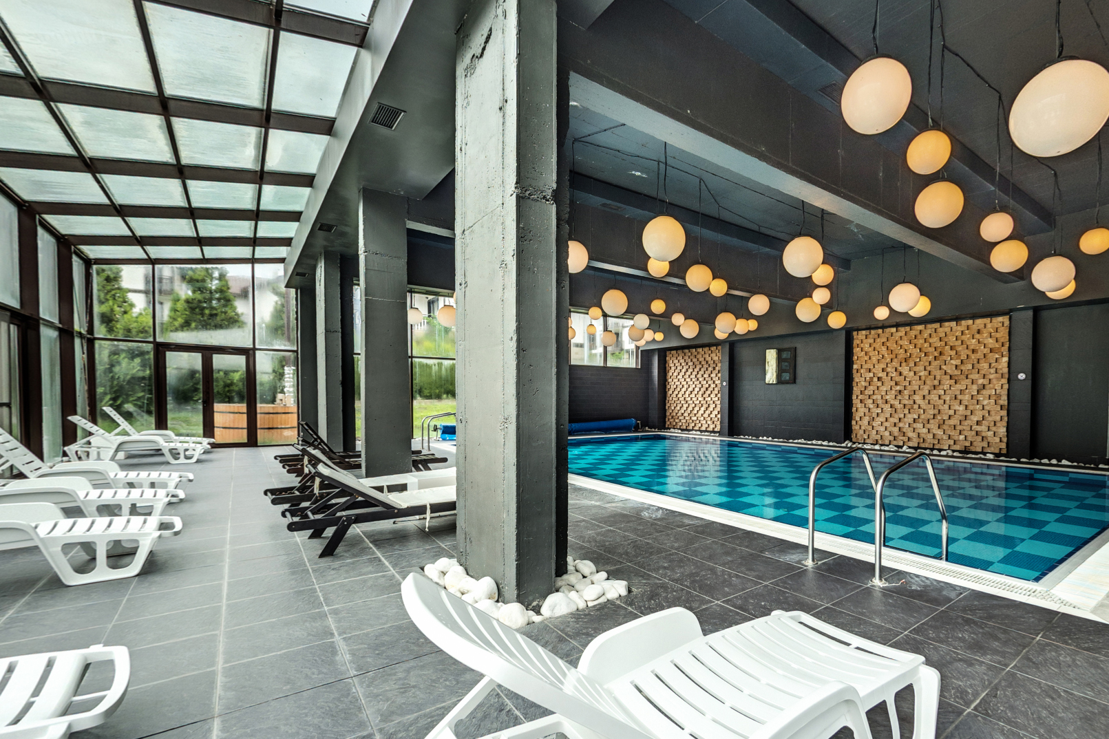 Three Mountains Boutique Hotel-Unutrasnji bazen.jpg