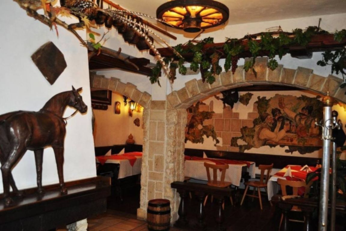 Victoria Hotel Bansko-Restoran.jpg