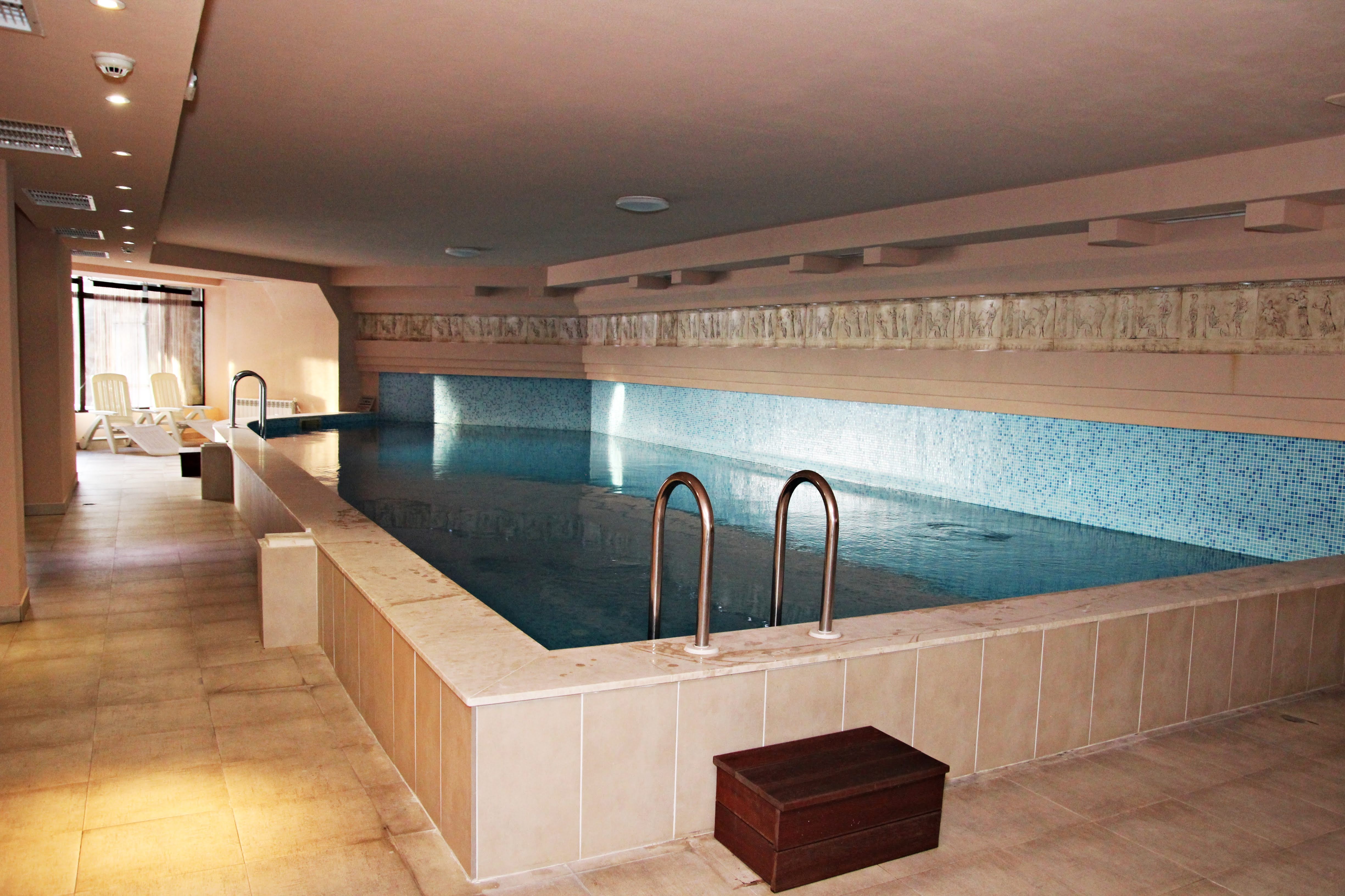 Hotel Mursalitsa-Unutrasnji bazen.jpg