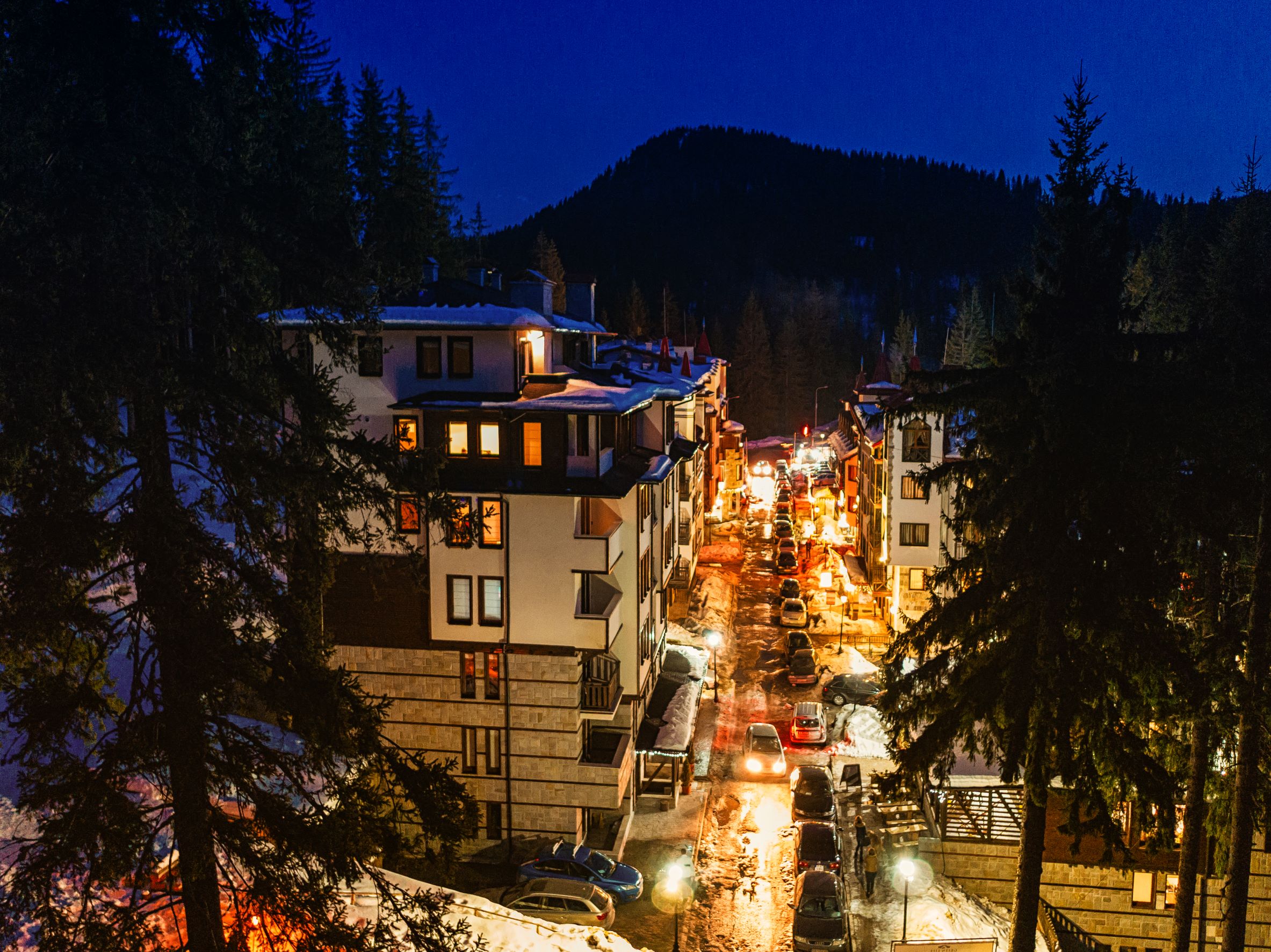 Green Life Family Apartments Hotel-Nocni izgled.jpg