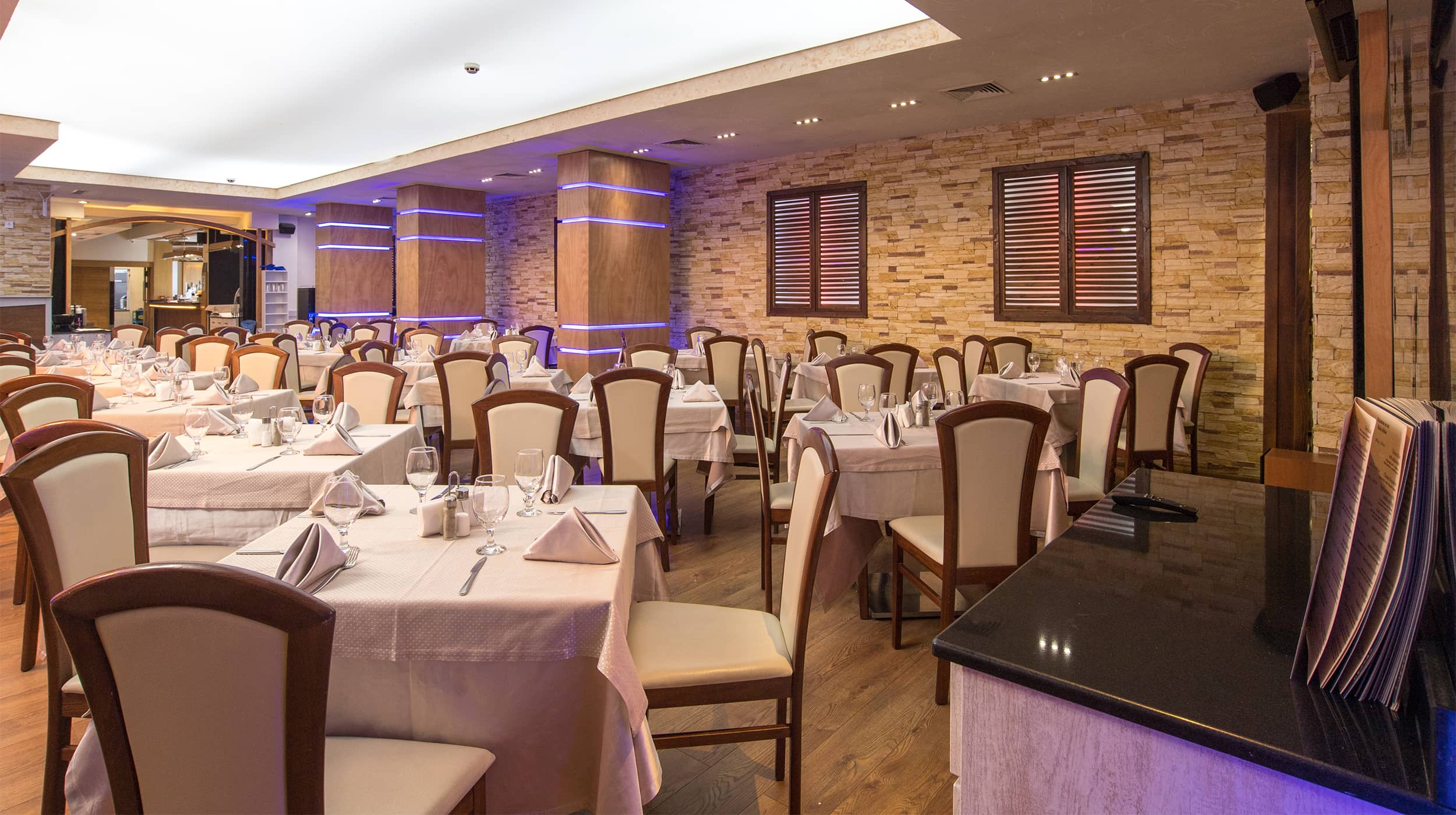 Kamelia Complex Hotel-Restoran.jpg