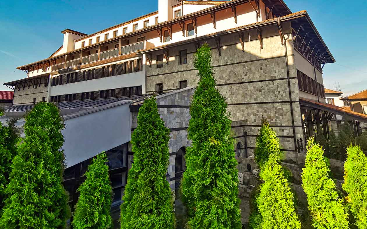 Hotel Trinity Residence-Pogled na hotel.jpg
