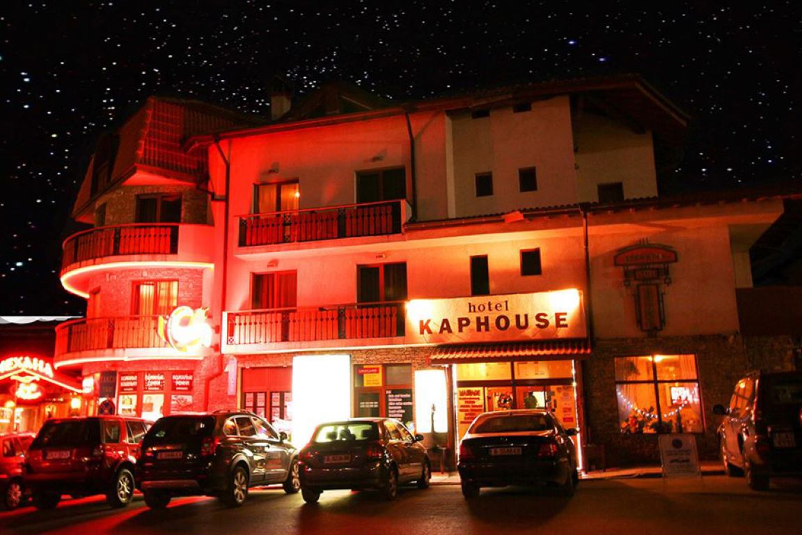 Kap House Hotel-Izgled nocu.jpg