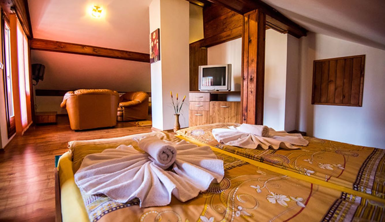 Hotel Vien-Studio.jpg