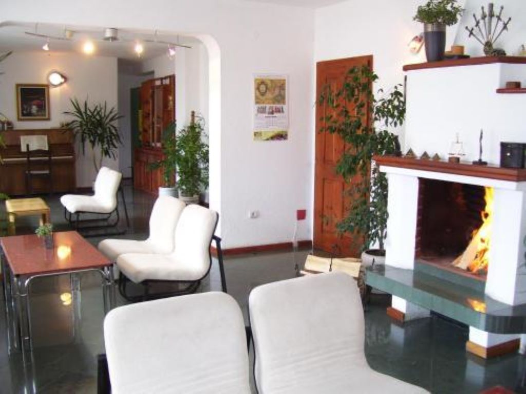 Hotel Rahoff Bansko-Lobby.jpg