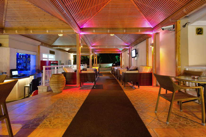 Elena Hotel _ Apartments bar.jpg