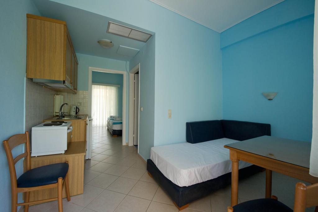 Elena Hotel _ Apartments room 3.jpg