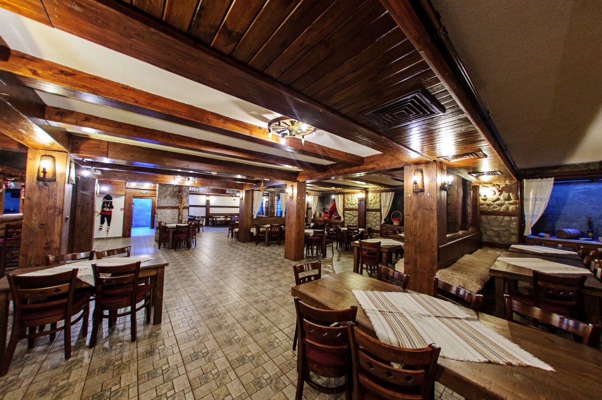 Dumanov Hotel-Restoran.jpg