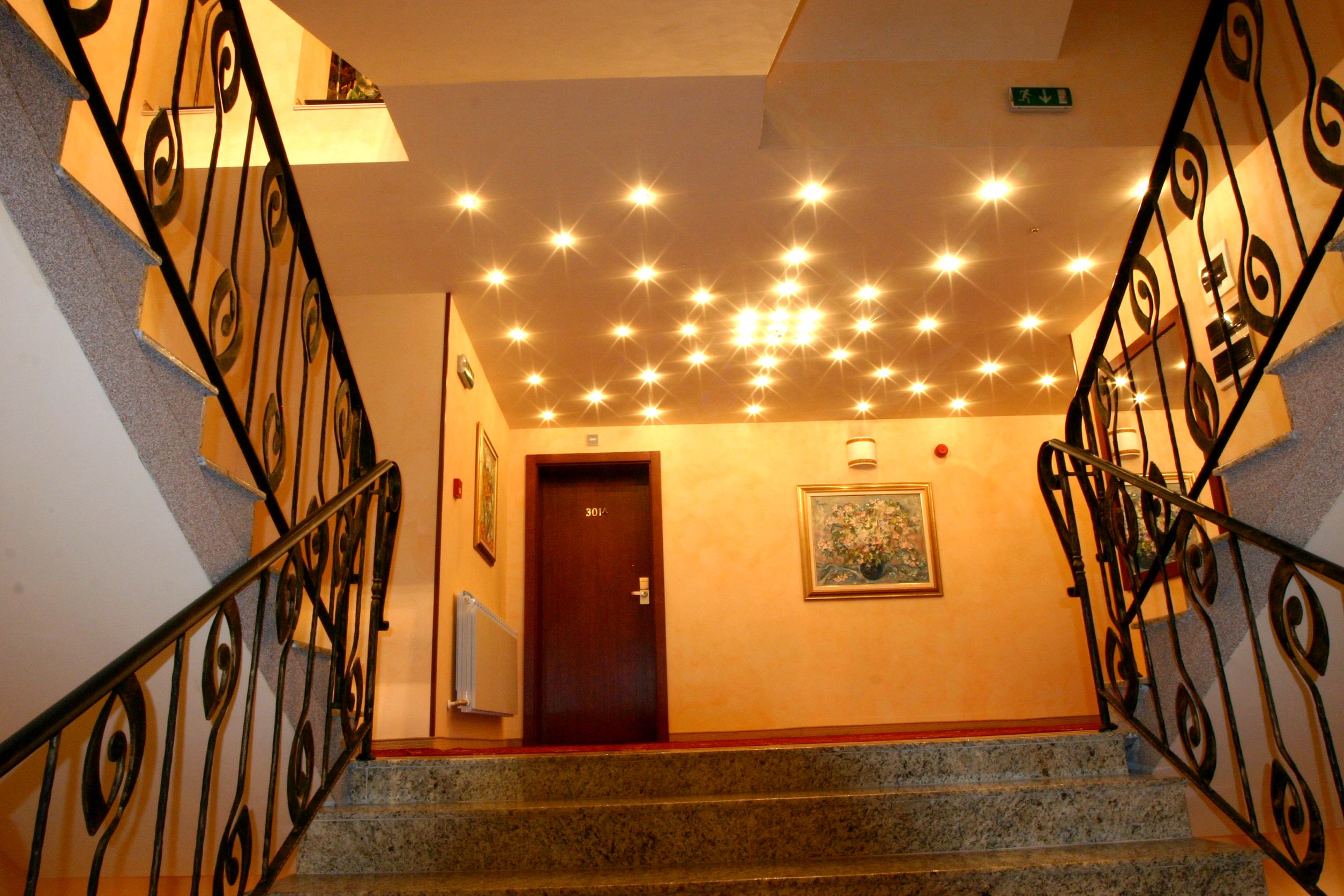 Hotel CLub Martin Bansko-Foaje.jpg