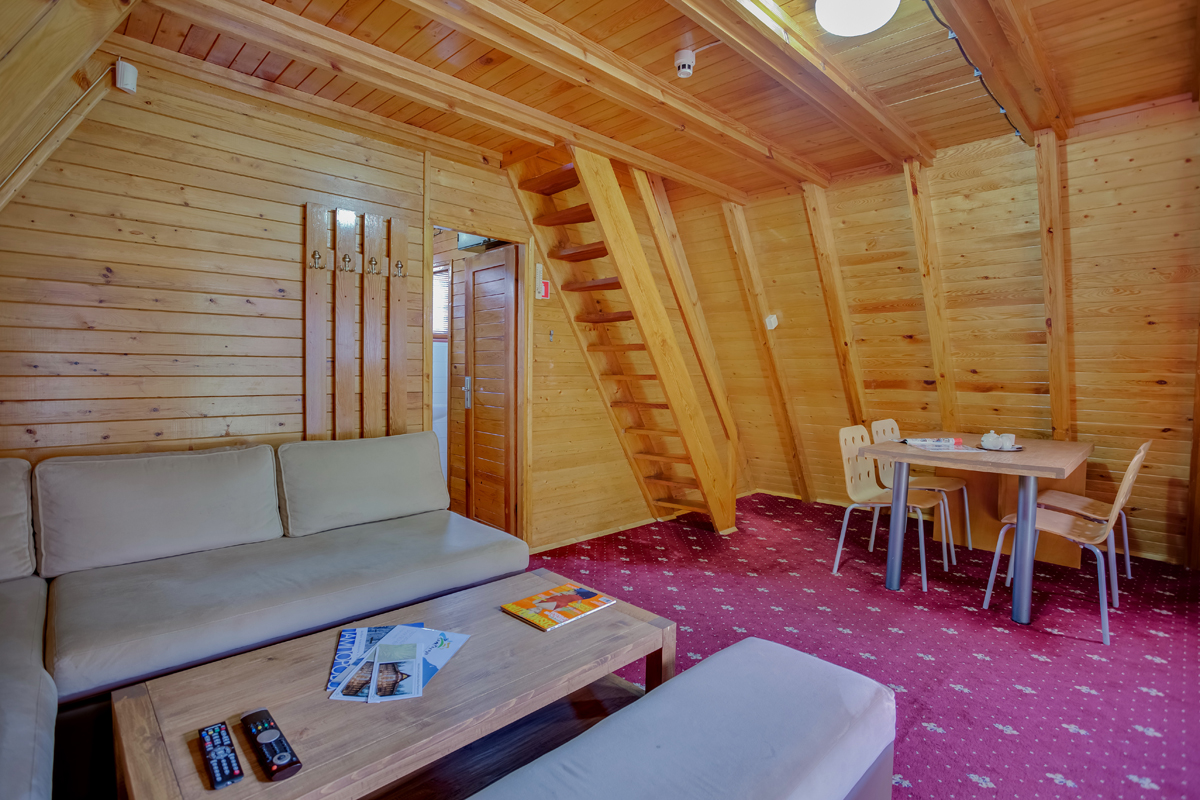 Malina Villas Hotel Pamporovo-Dnevna soba.jpg