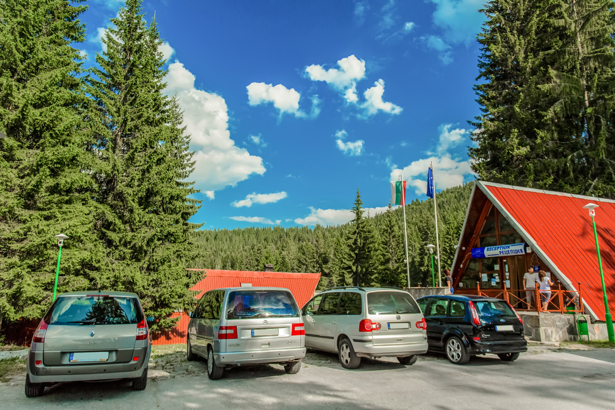 Malina Villas-Parking.jpg