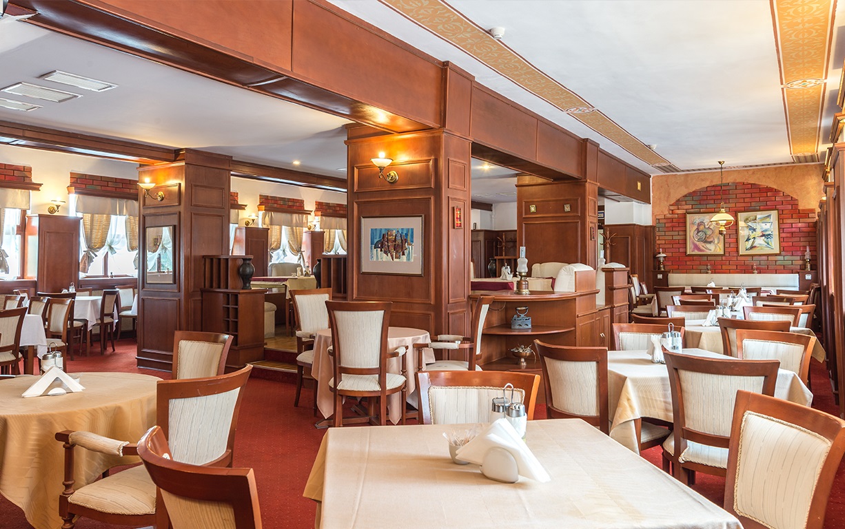 Elina Hotel-Restoran.jpg