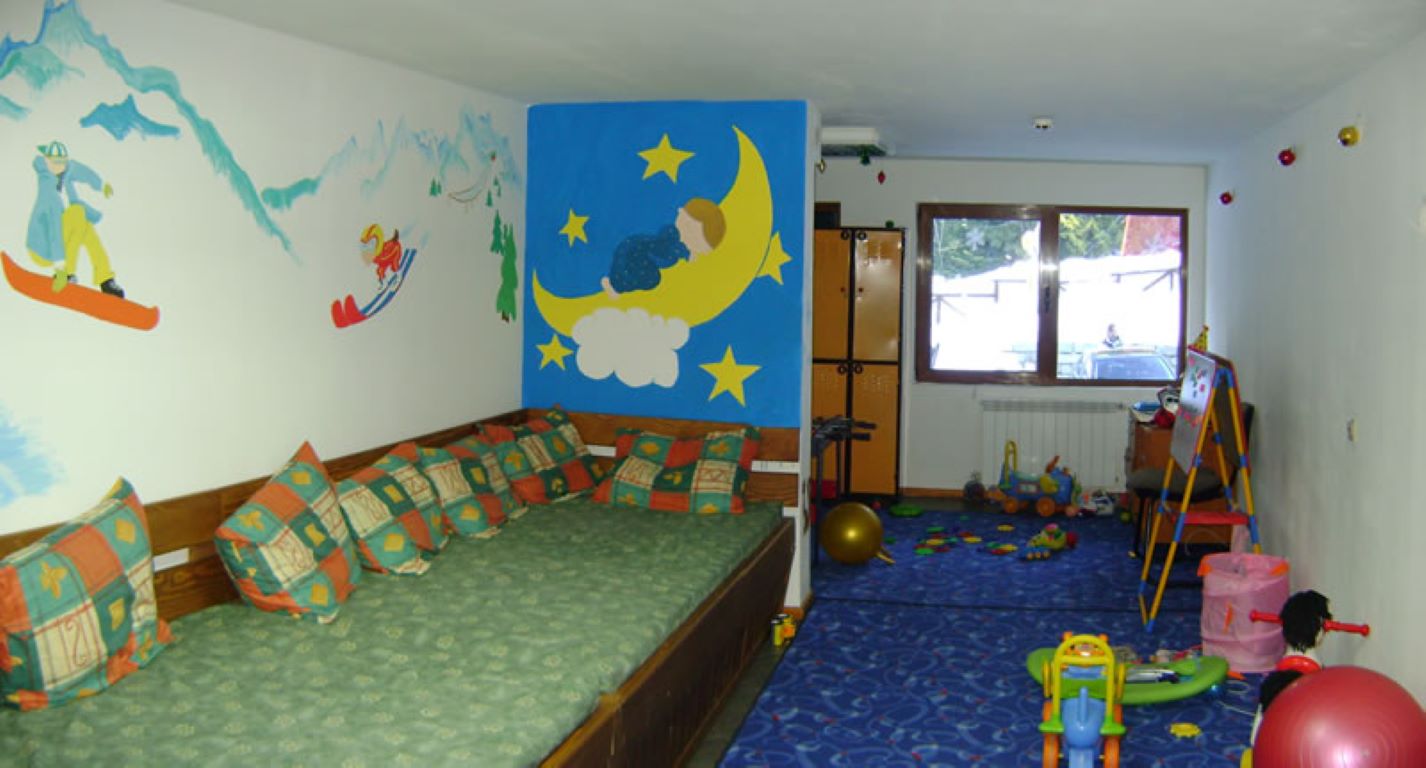 Hotel Yanakiev Borovets-Decija igraonica.jpg