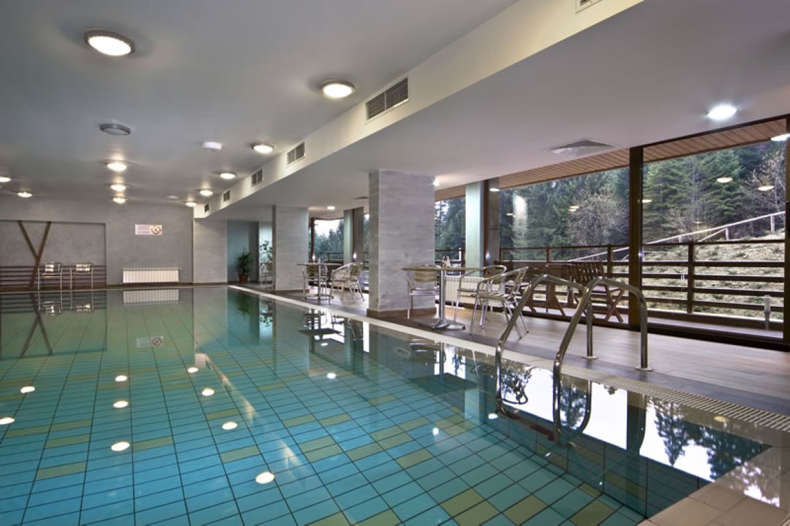 Hotel Yanakiev-Unutrasnji bazen.jpg