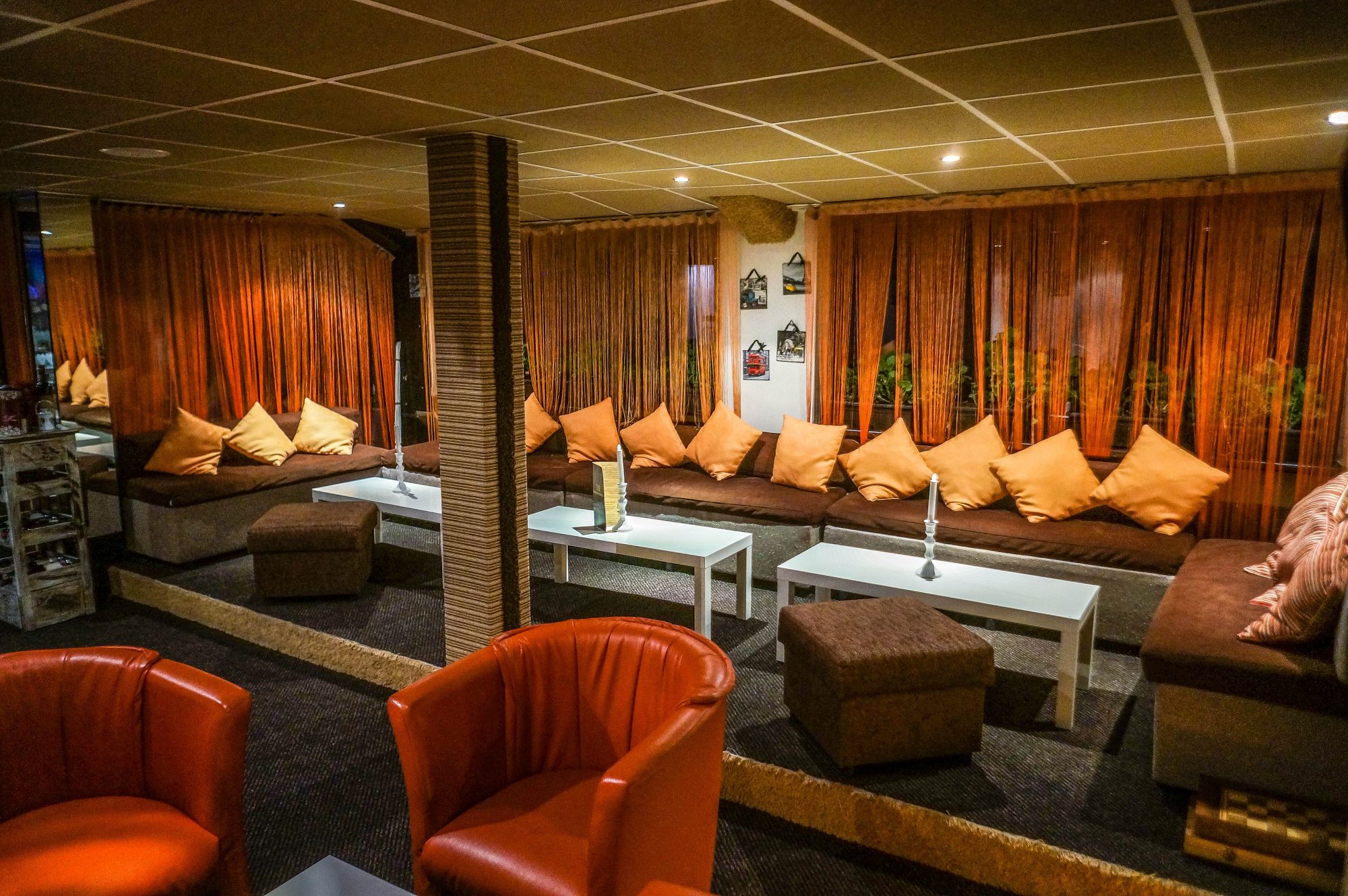 Breza Borovets-Lobby.jpg