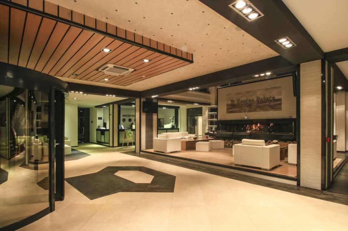 St George Palace Bansko-Recepcija.jpg